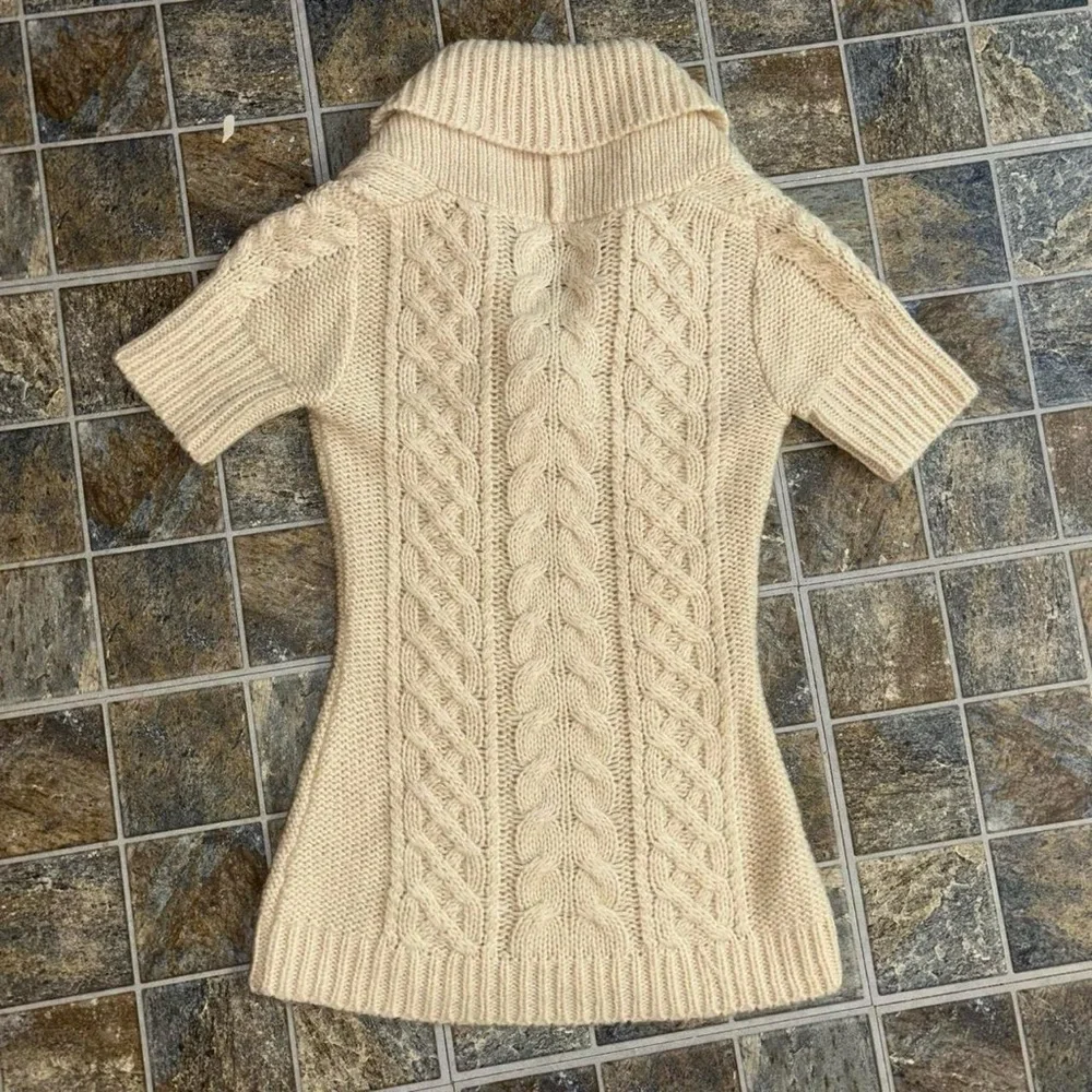 BCBGMaxAzria top - Picture 2 of 5